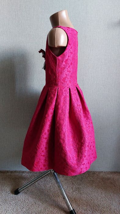 Нарядное, пышное платье John Rocha. Размер 134, на 9 лет.