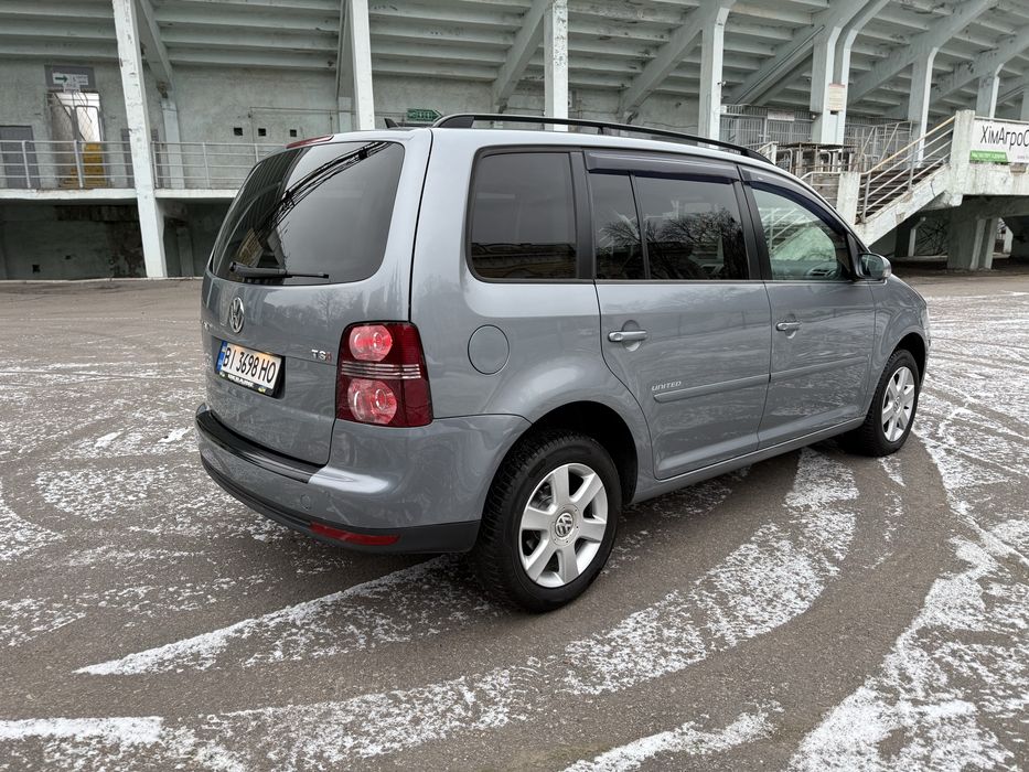 Продам Volkswagen Touran