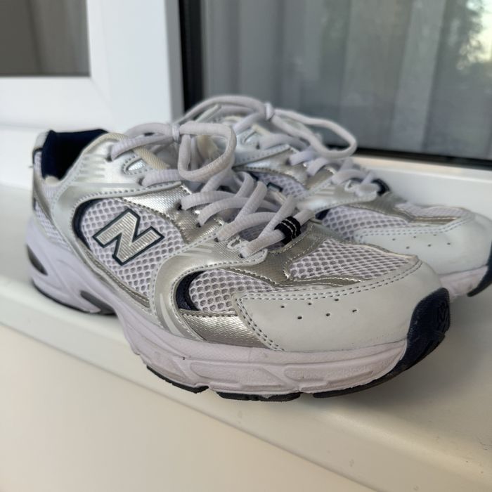 Кровіски new balance 530