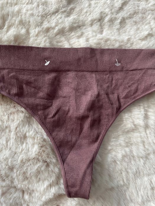 Primark 1x stringi S