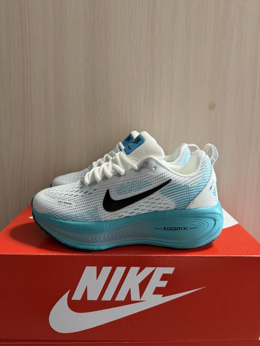 Жіночі кросівки Найк Nike Air Zoom X  Vomero 18  37,38,39,40