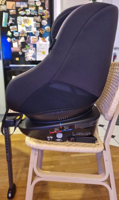 Fotelik samochodowy Joie Spin 360