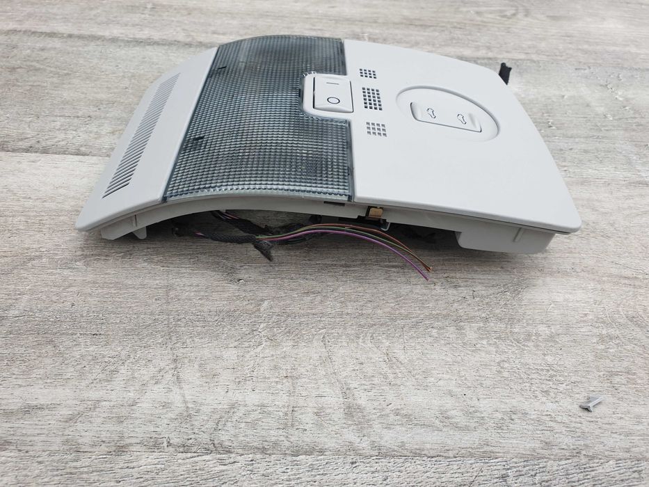 Audi A3 8P Lift Lampka podsufitki