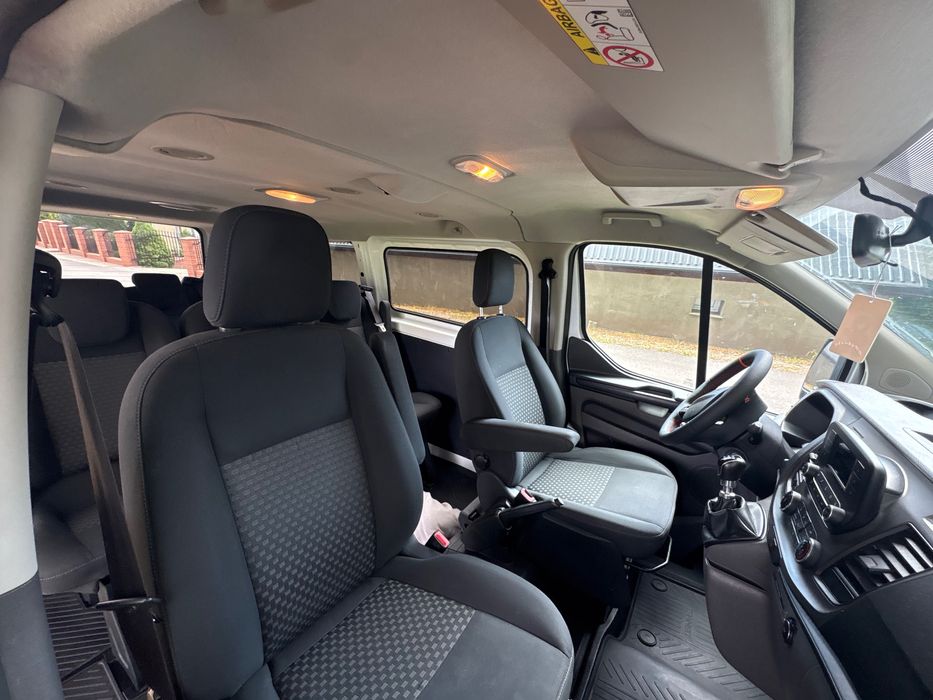 Wynajem laweta autolaweta busa 8 osobowego pomoc drogowa 24/h