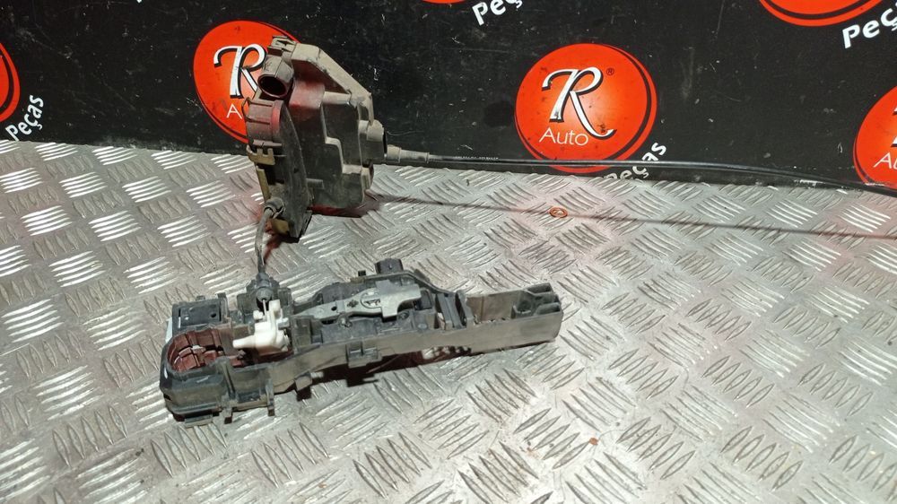 Fecho Da Porta Frente Dto Renault Scénic Ii (Jm0/1_)