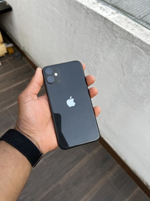 iPhone 11 Preto - Impecável (Bateria 77%)