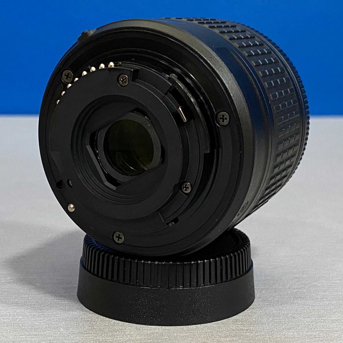 Nikon AF-P 18-55mm f/3.5-5.6G DX