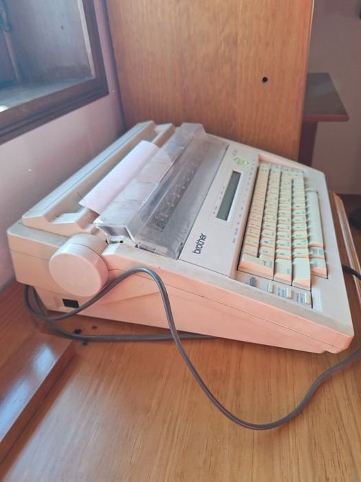 Máquina de escrever antiga