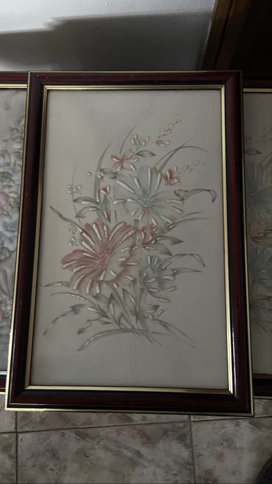3 quadros  de ceramica pintados a mao