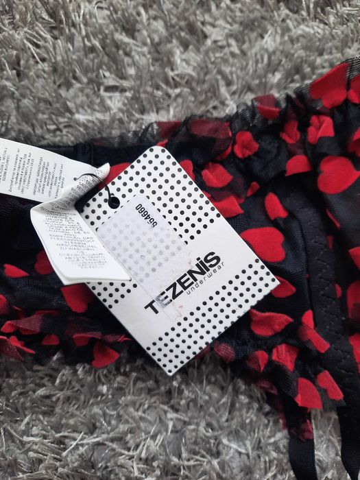 Новий пояс до панчох Tezenis