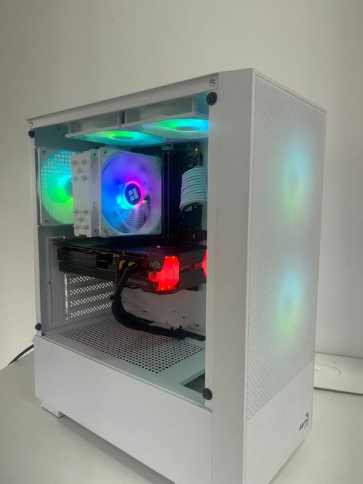 Pc Gaming i5/16gbDDR4/RX6600XT
