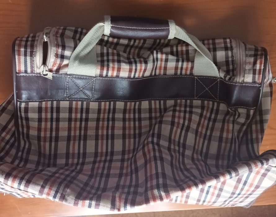 Pequeno saco de viagem