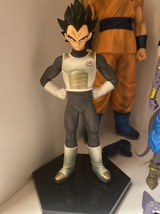 Vendo Figura de Dragon Ball Z da Banoresto : Vegeta