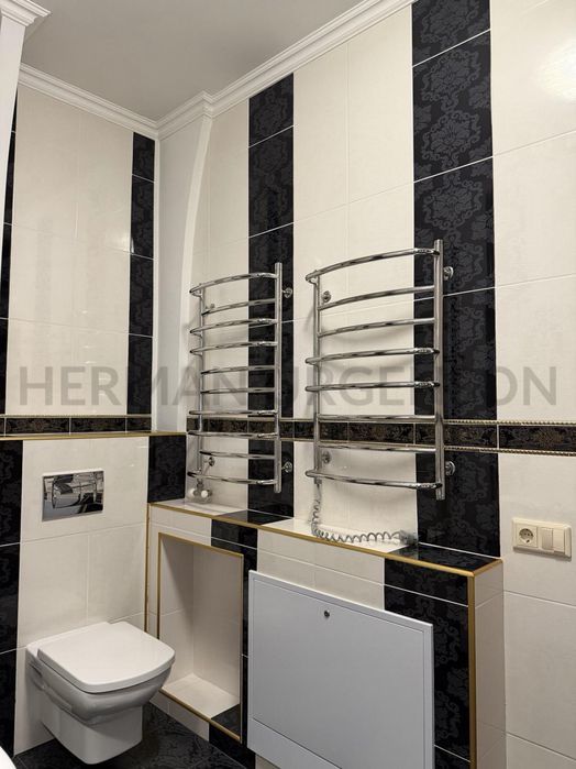 Продаж 5к квартири 122 кв. м /  вул. Богомольця, ЖК Сакура