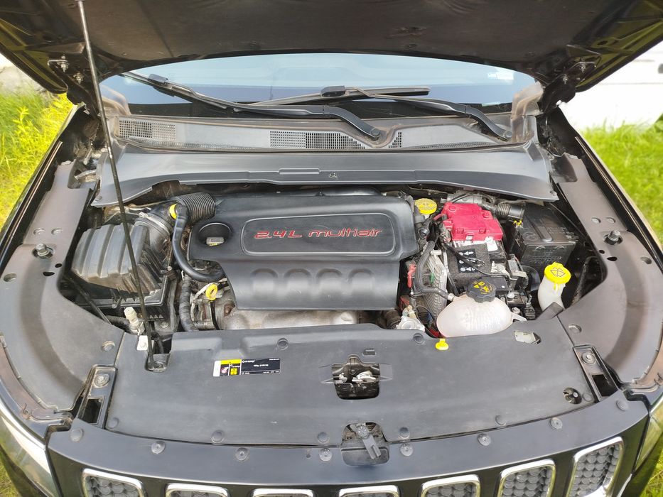 Продам свій автомобіль  Jeep Compass