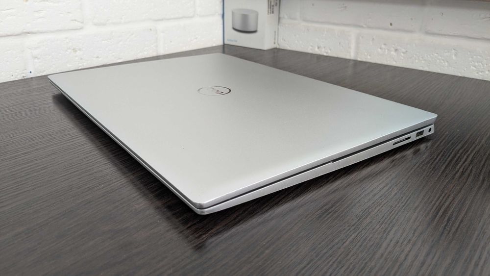 Dell Inspiron 16 5625 Touch - 16" - Ryzen 7-5825U/16gb/512gb #217