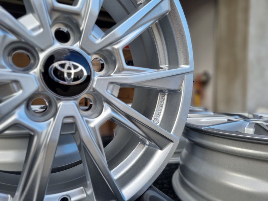 Felgi 15 " Toyota Yaris XP210 (2019- / Prius III XW3 2009-  Nowe Alu