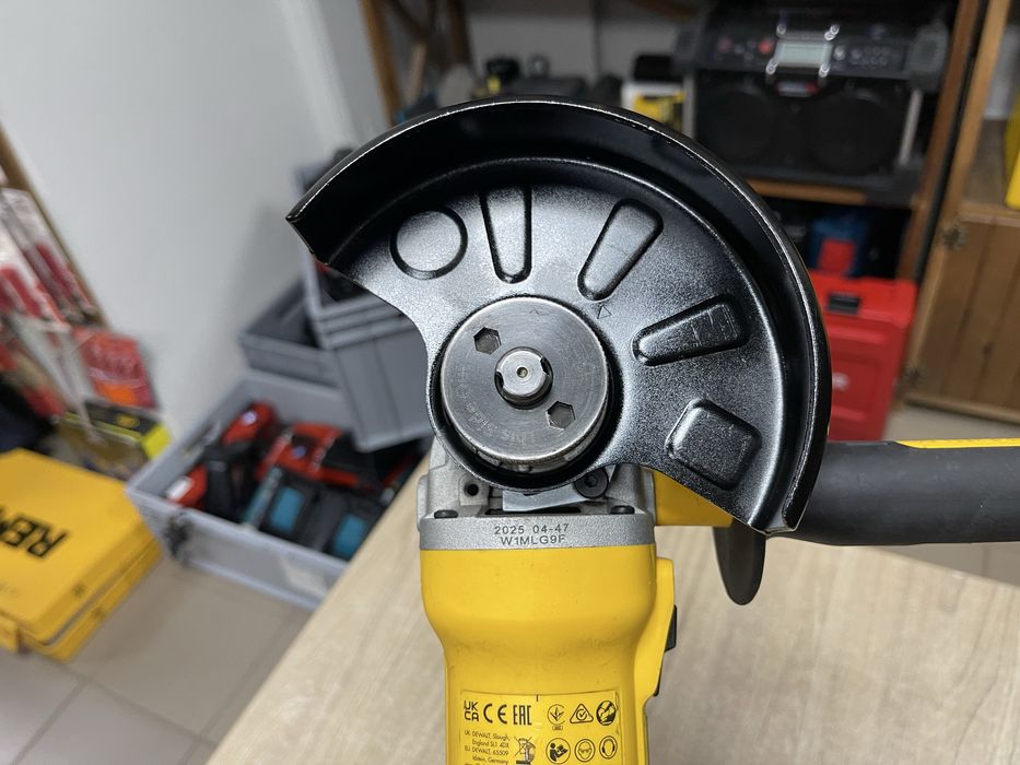 Dewalt DCG405 / безщіткова болгарка Девольт 125 мм