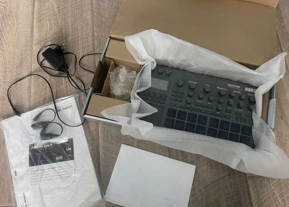 Korg Electribe 2 Sampler (jak nowy)