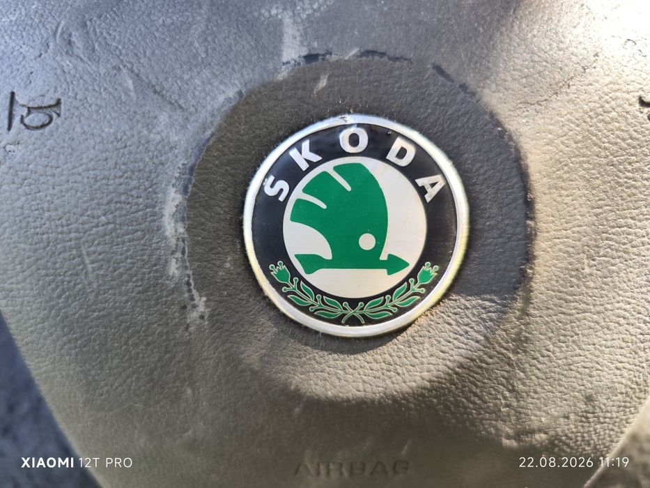 Продам подушку AIRBAG на Skoda