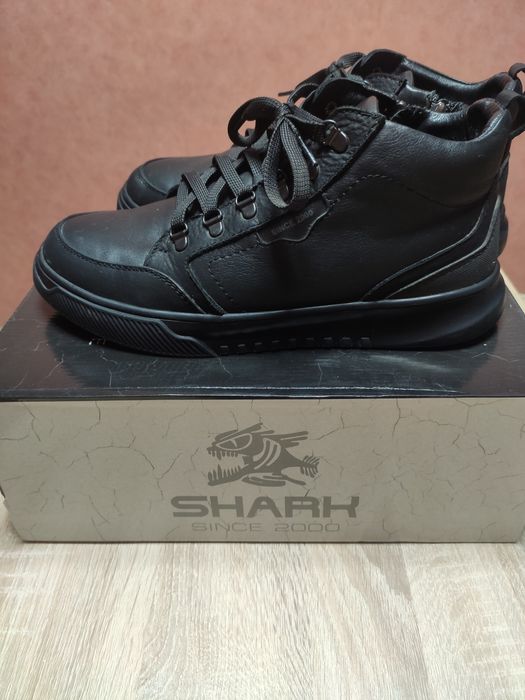 Зимові термосапожки Shark 42 р.