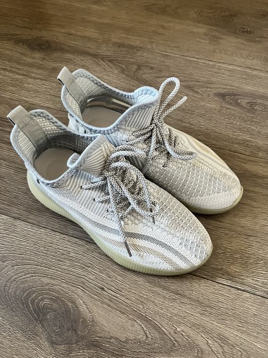 Текстильні кросівки yeezy