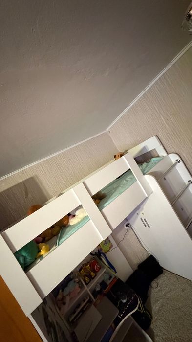 Продам дитяче б/у ліжко горище