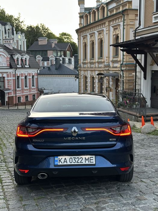 Renault Megan офіційна