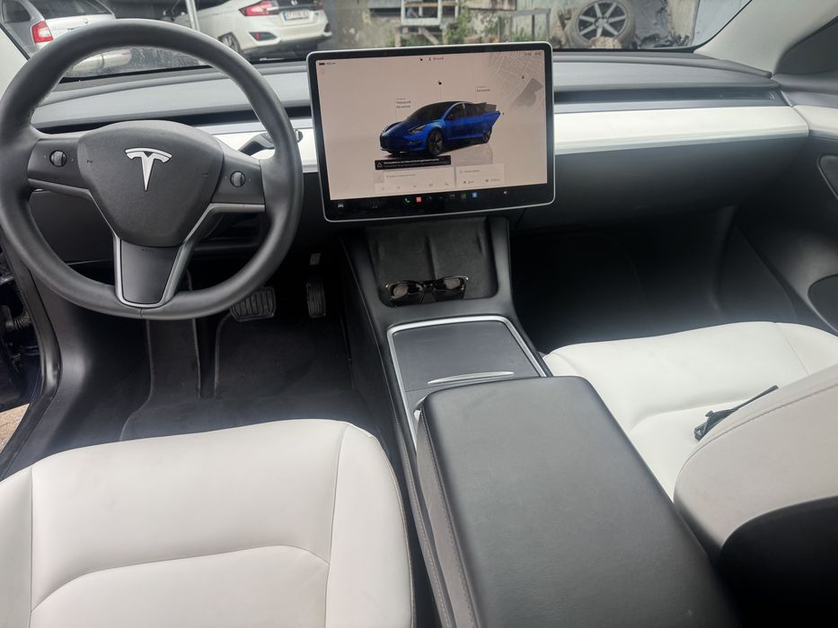 Оренда tesla для таксі 519+ км