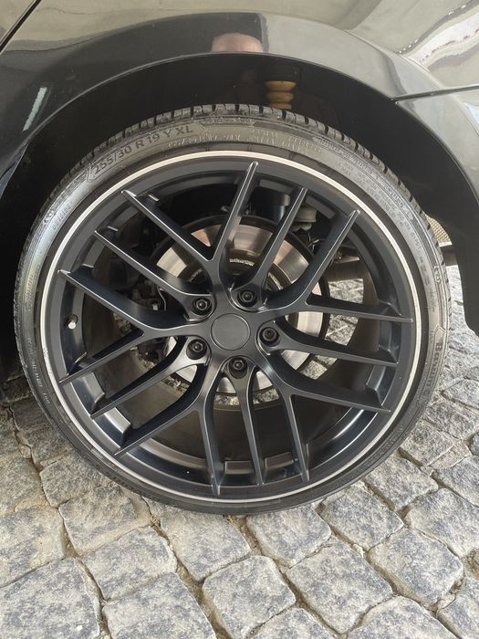 Jantes com pneus (BMW)