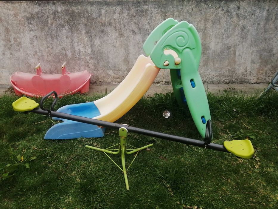 Baloiço rotativo •••••••••• 360º