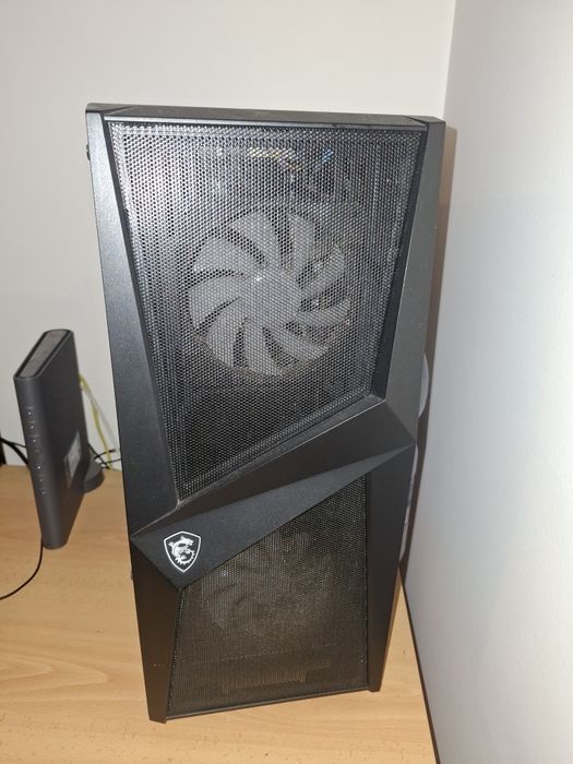 Setup completo menos a mesa