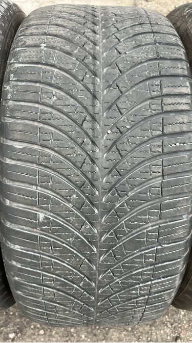 GOODYEAR 255/40R19 зима