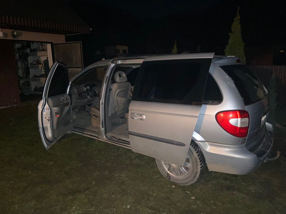 Авто Chrysler 2002 рік