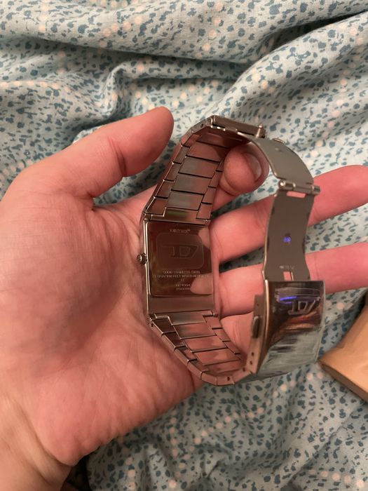 Разпродаю коллекцию diesel часов