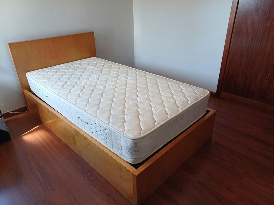 Cama de solteiro