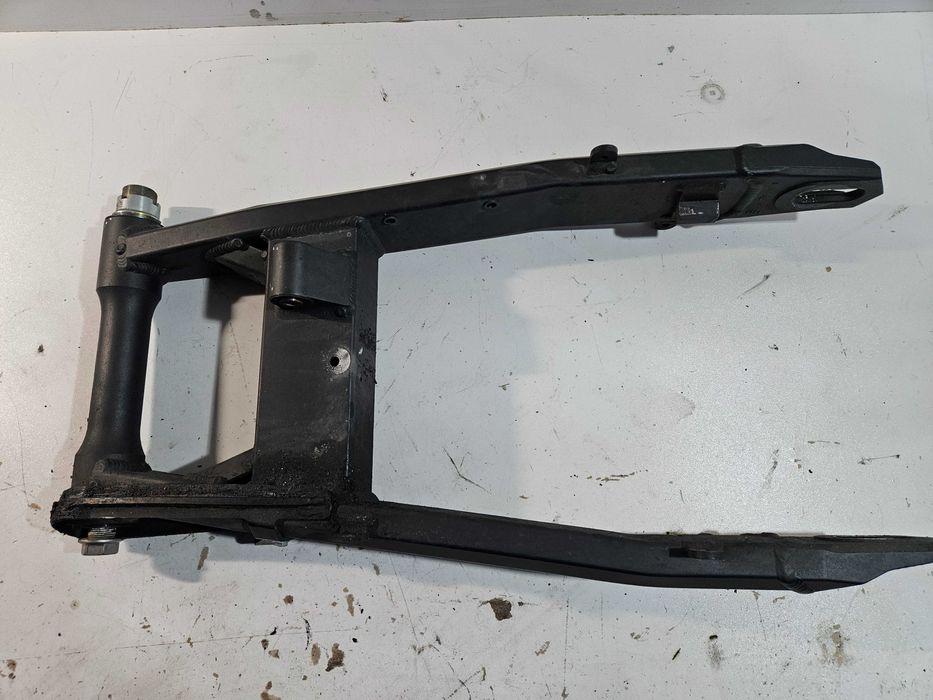 Kawasaki Z 900 wahacz amortyzator oś ośka