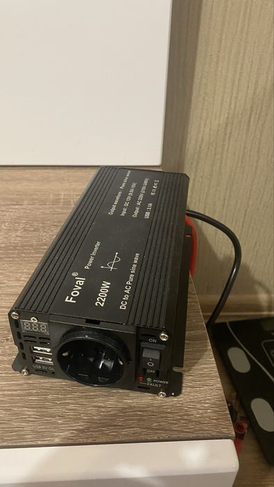 Акамулятор LiFePO4 12v/100Ah 12B з арядкою та инвертор на 2.2 кВт