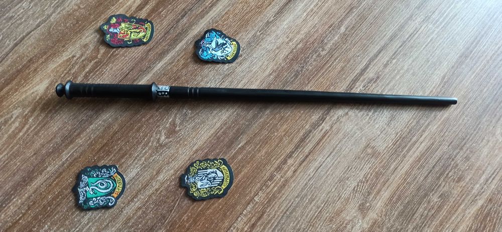 Harry Potter - różdżka ; właściciel Corbain Yaxley