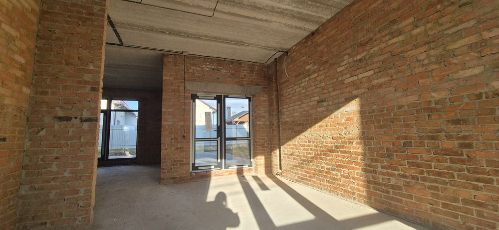 Продаж будинку преміум класу в еко-локації біля річки! Приваблива ціна