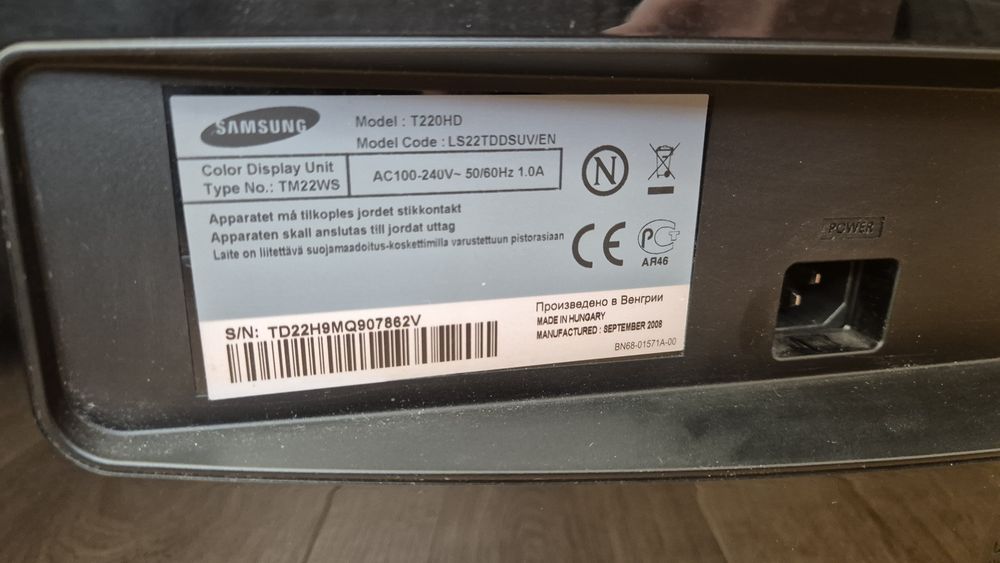Samsung T220HD monitor i tv 22 cale
