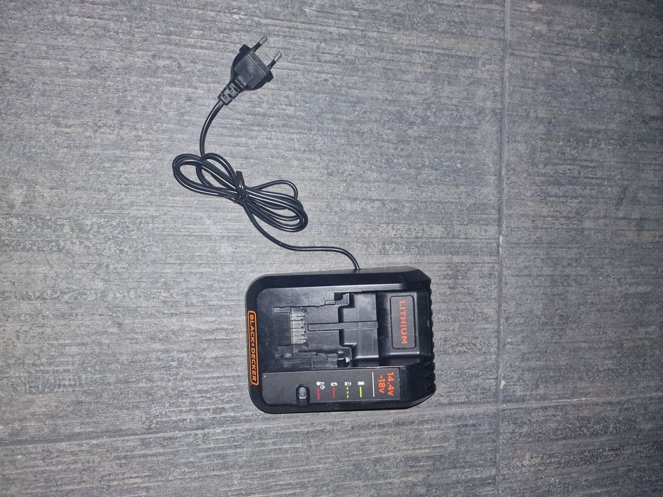 Corta Relva a bateria Black and Decker