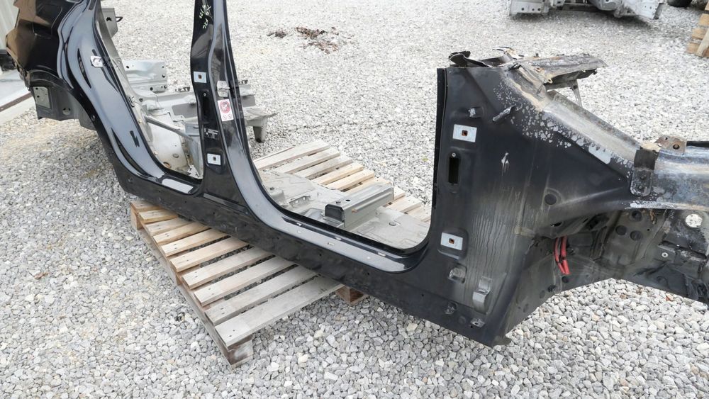 ćwiartka błotnik prawy tył próg prawe tylne pas tył bmw f26 x4