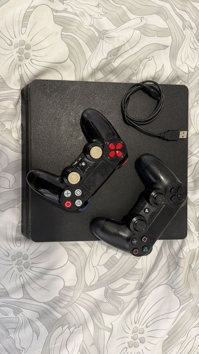 Playstation 4 Slim 1tb