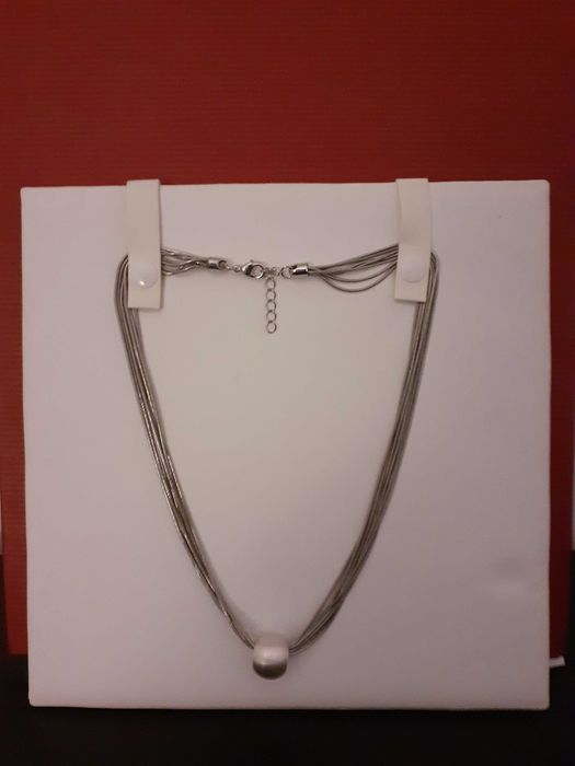 Expositor de colares (bijuteria, jóias)