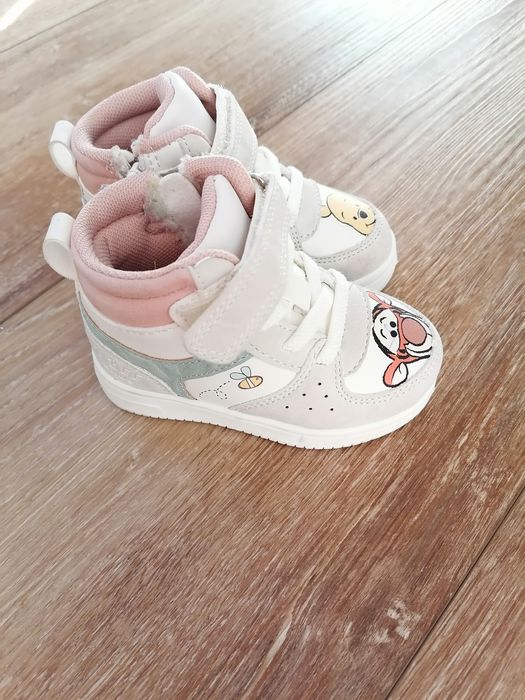 Buty dla dziewczynki