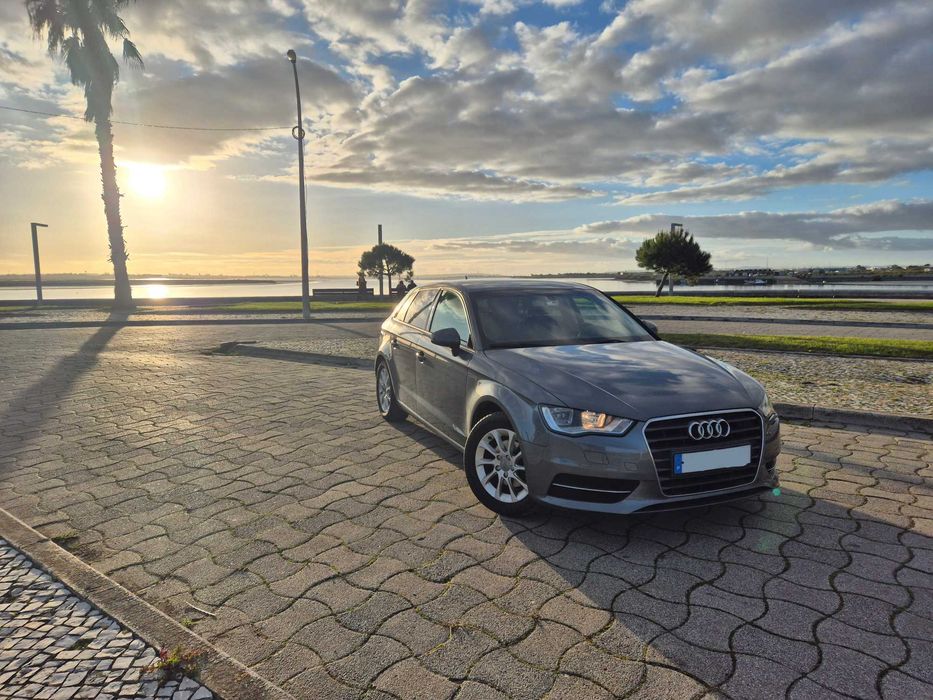 Audi A3 Sportback 8V 2016 Cinza — Muito Estimado | Mecânica Impecável