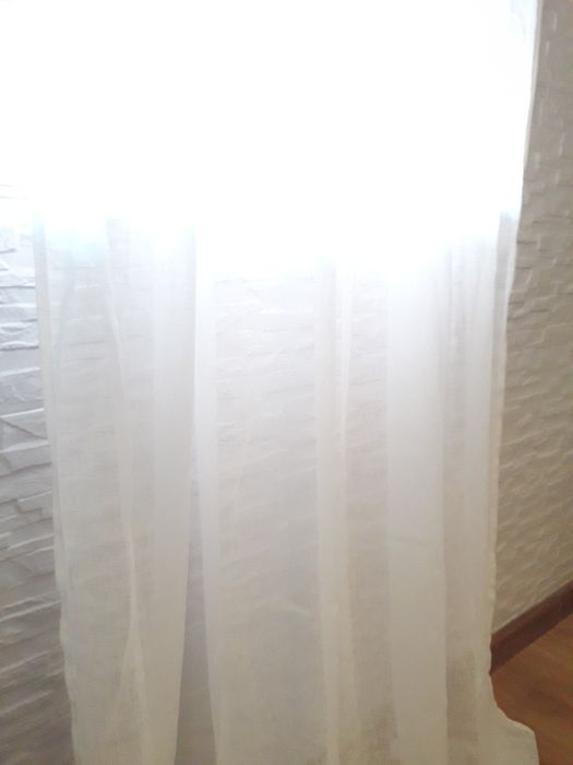 Cortinados brancos