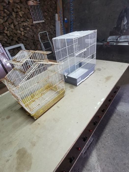 2 gaiolas em bom estado