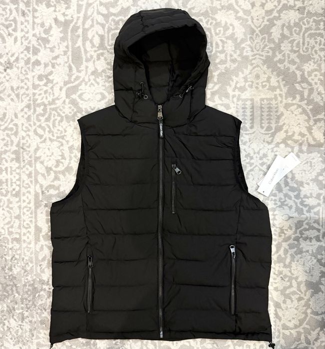 Жилетка чоловіча Calvin Klein M, XXL